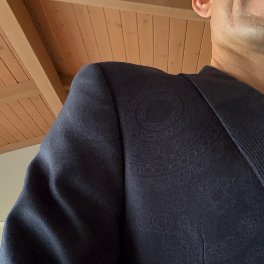 36R TALLIA Navy Blue Blazer with Paisley pattern. By MACY’s men’s store
